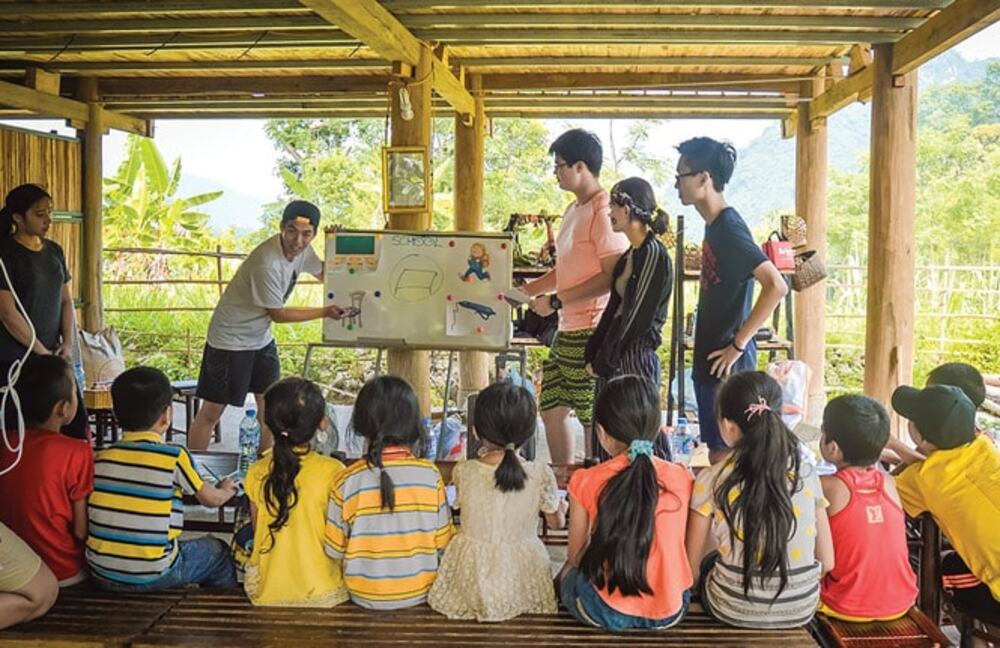 Các hoạt động tình nguyện khi đi du lịch.