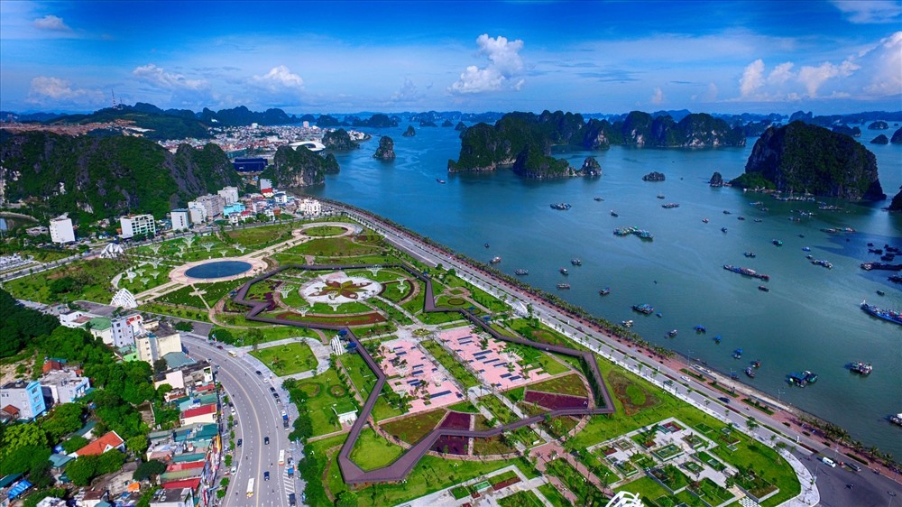 Du lịch Hạ Long Thưởng ngoạn kỳ quan thiên nhiên thế giới