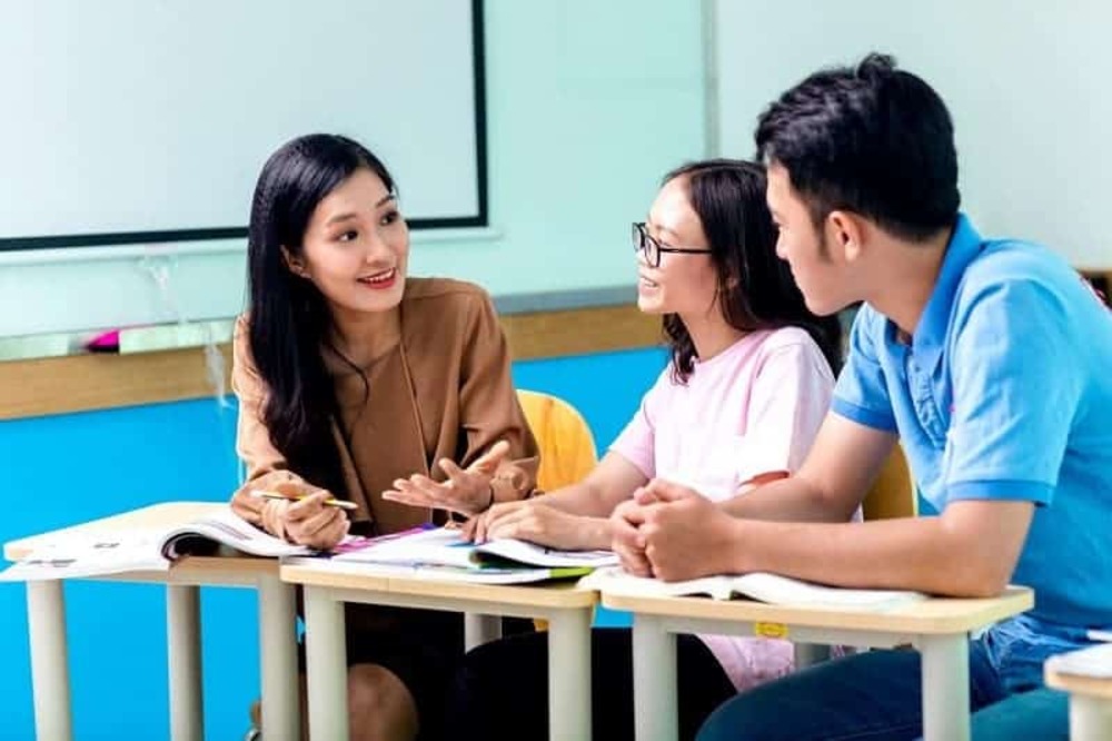 Hướng dẫn cách giao tiếp với người bản xứ