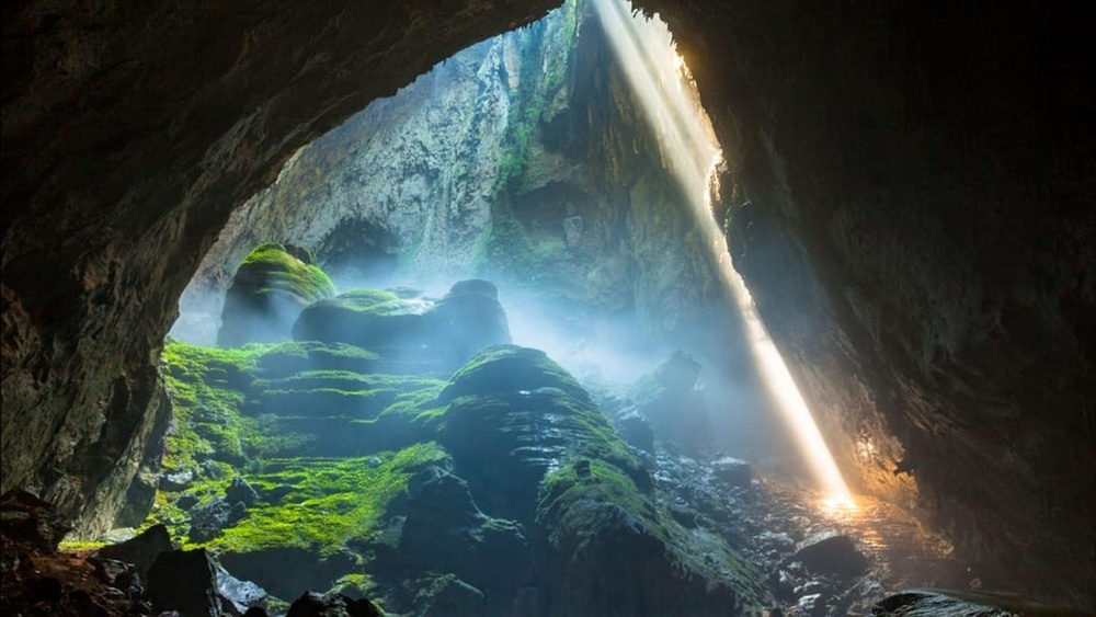 Khám phá hang Sơn Đoòng Cuộc phiêu lưu vào lòng đất