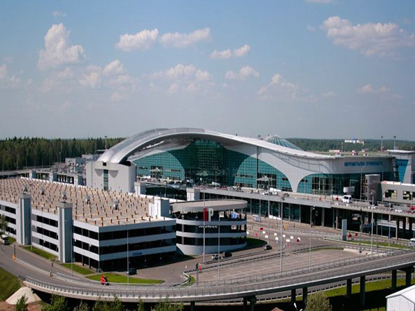 Moscow-Sheremetyevo-Airport-Nga
