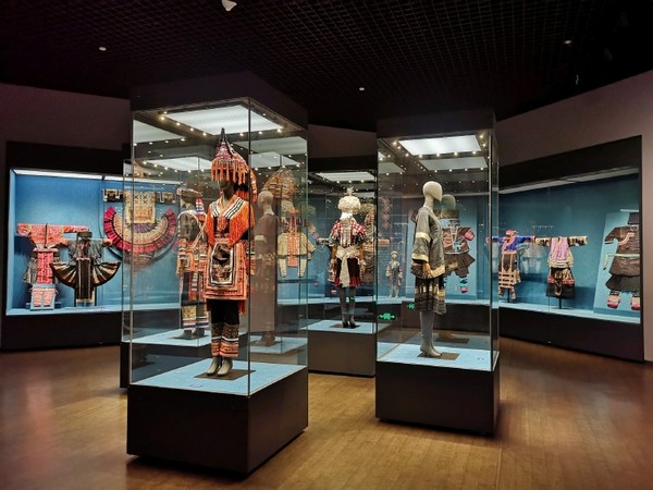 bao-tang-dan-toc-quang-tay-nam-ninh