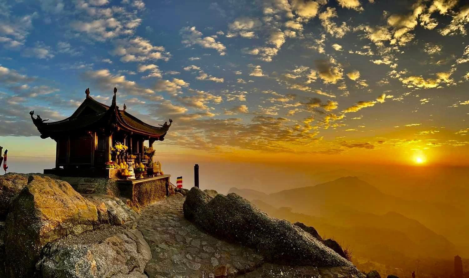 chua-dong-yen-tu-ha-long