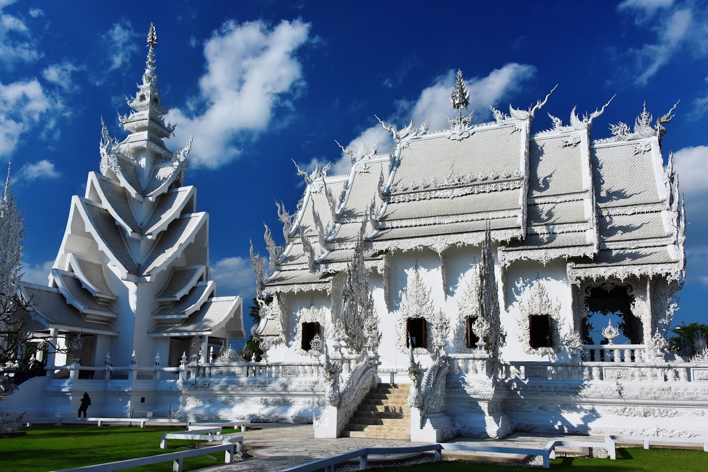 chua-trang-wat-rong-khun-chiang-mai-chiang-rai