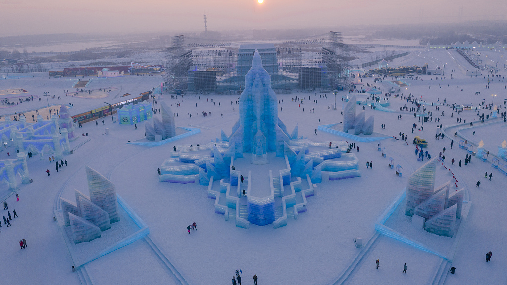 Công trình băng đăng quy mô lớn tại lễ hội băng đăng quốc tế Cáp Nhĩ Tân 2026