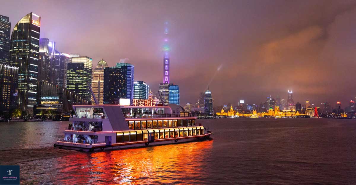 Du thuyền sông Hoàng Phố – trải nghiệm phải thử khi du lịch Thượng Hải Trung Quốc