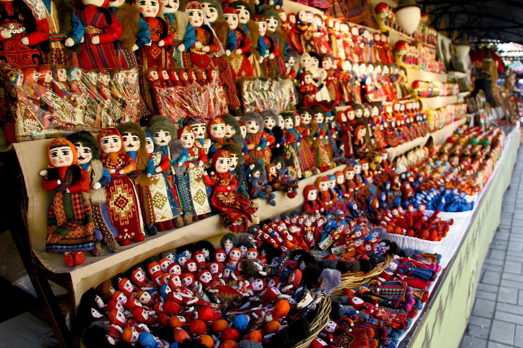 Gợi ý mua quà khi du lịch Trung Quốc – đặc sản và lưu niệm đẹp