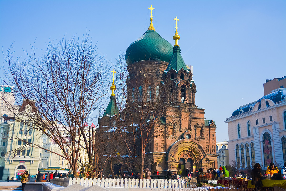 Kiến trúc Byzantine đặc trưng của nhà thờ Saint Sophia Cáp Nhĩ Tân