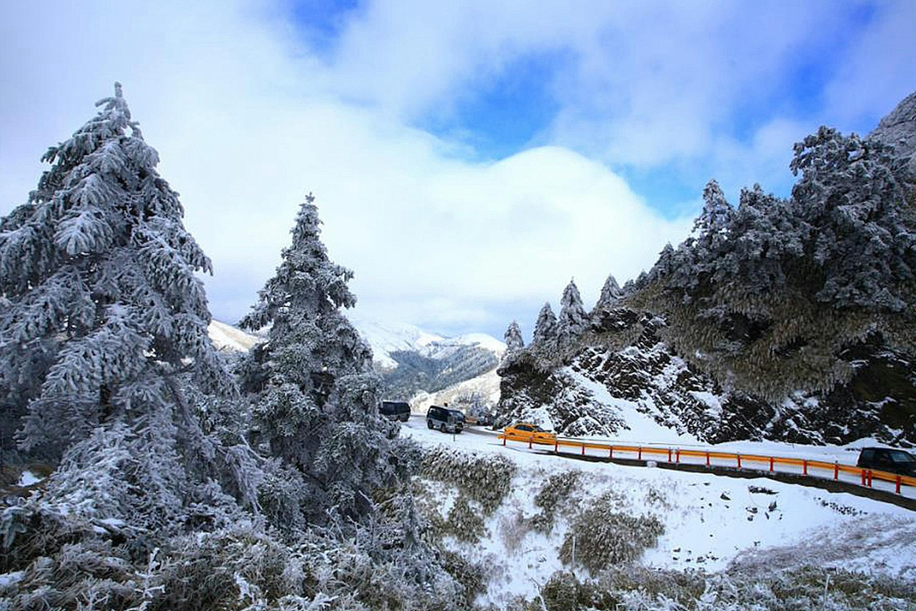Ngắm tuyết Trung Quốc thuận tiện với hệ thống giao thông hiện đại