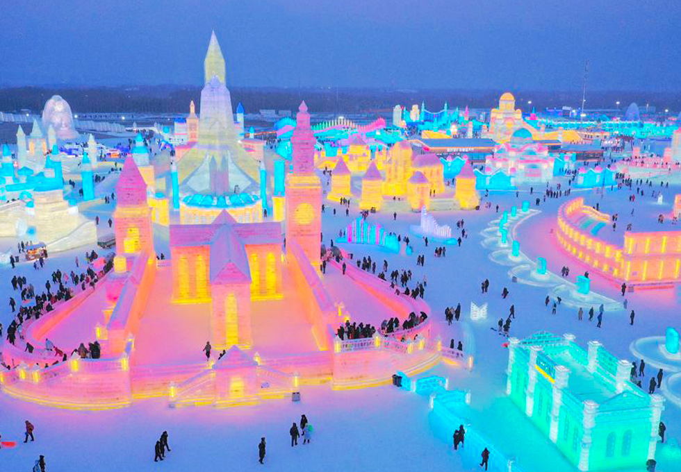 Toàn cảnh lễ hội băng đăng quốc tế Cáp Nhĩ Tân 2026 rực rỡ ánh sáng mùa đông