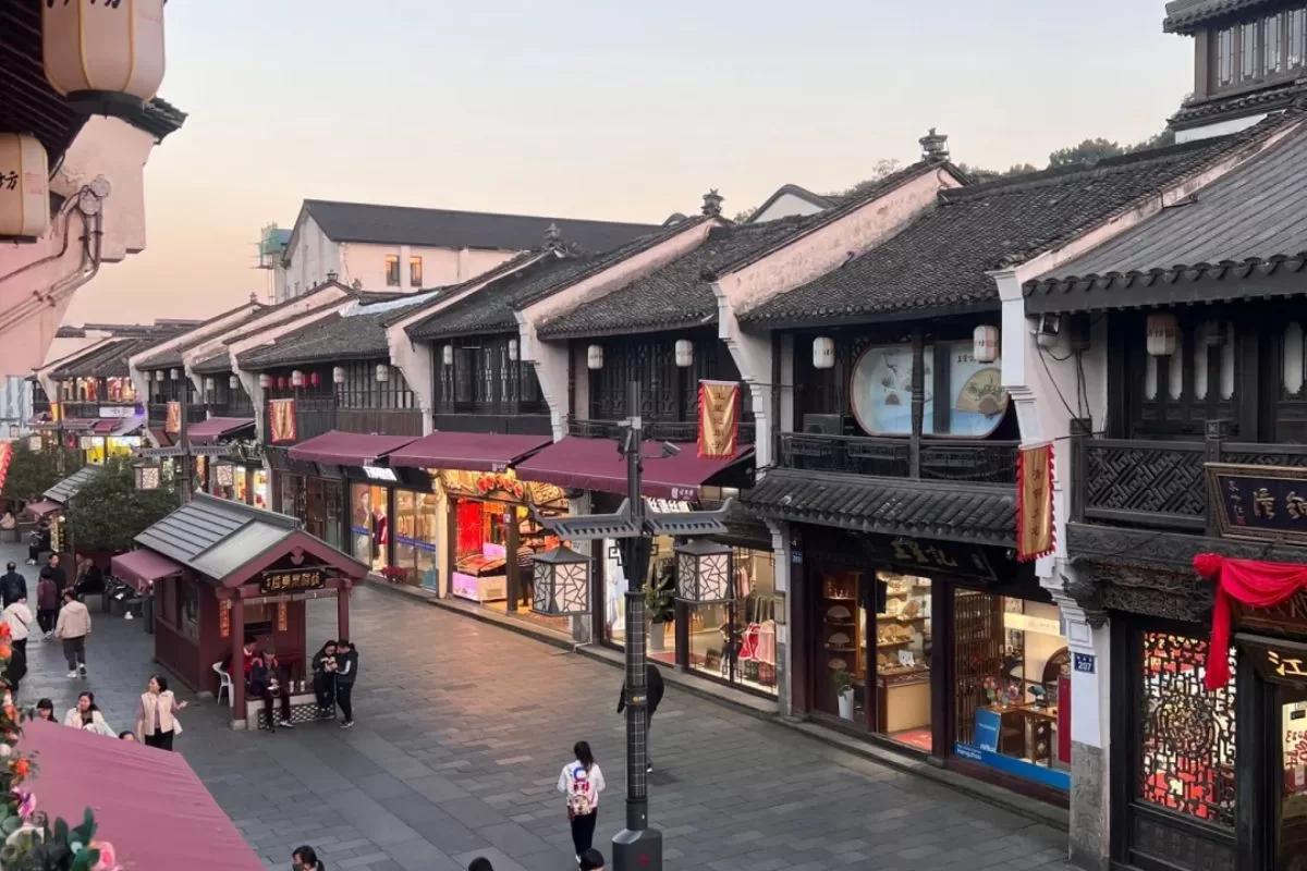 Phố cổ Hàng Châu mang đậm nét văn hóa truyền thống