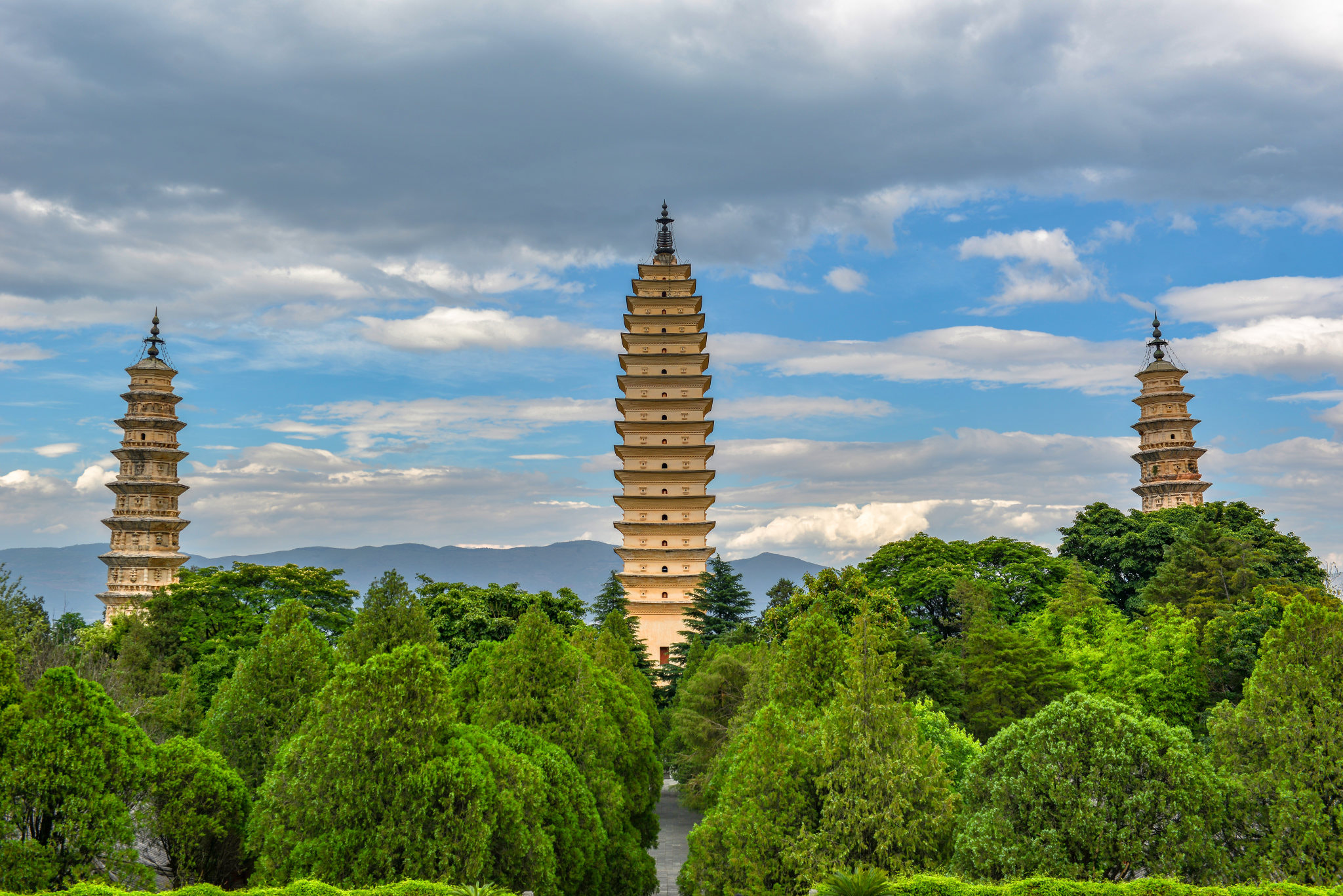 Tam Tháp chùa Sùng Thánh biểu tượng tâm linh Đại Lý