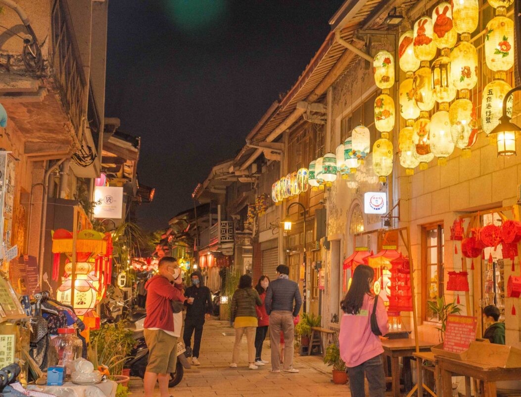 trải nghiệm đón Tết ở Trung Quốc qua tín ngưỡng và đời sống tinh thần